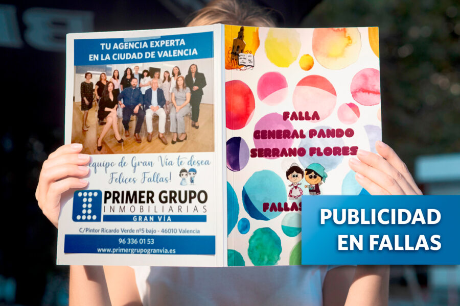 Publicidad de primer grupo inmobiliarias en falla General Pando de Valencia